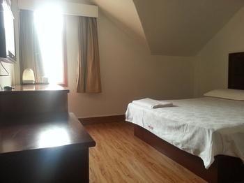 Wuhan Tianlun Holiday Hotel Exterior foto